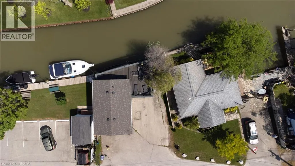 52 RIVER Drive