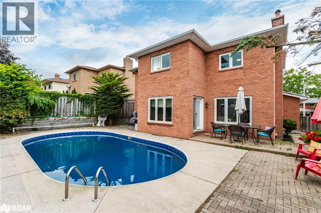 26 KENNY Crescent