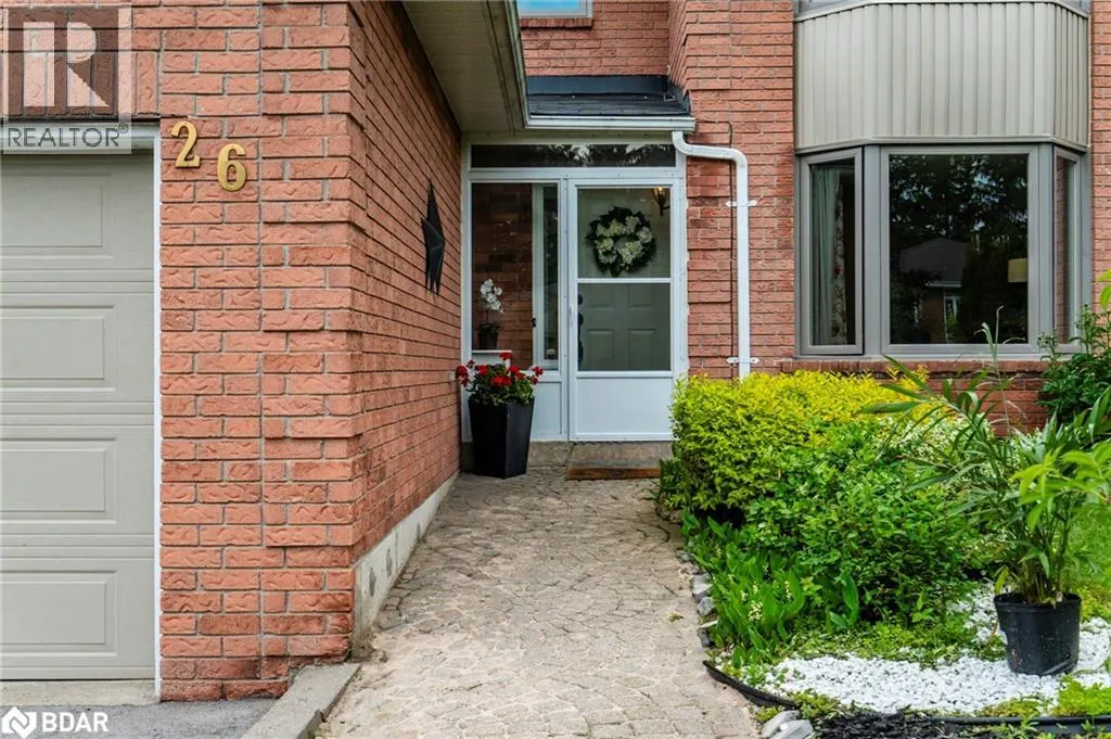 26 KENNY Crescent