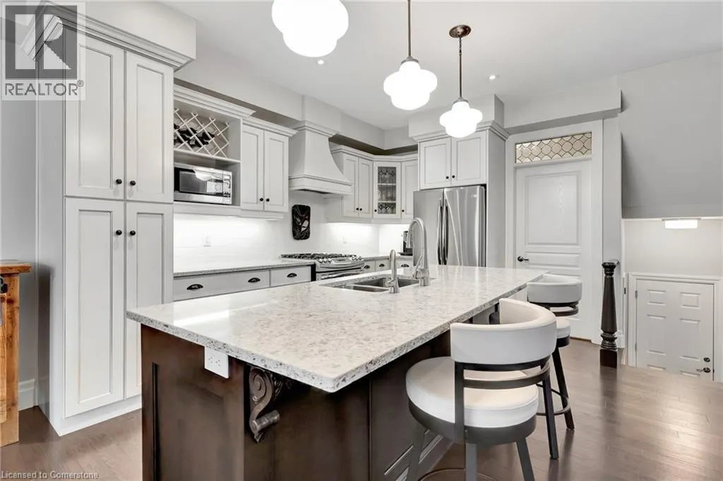 136 OAK PARK Drive