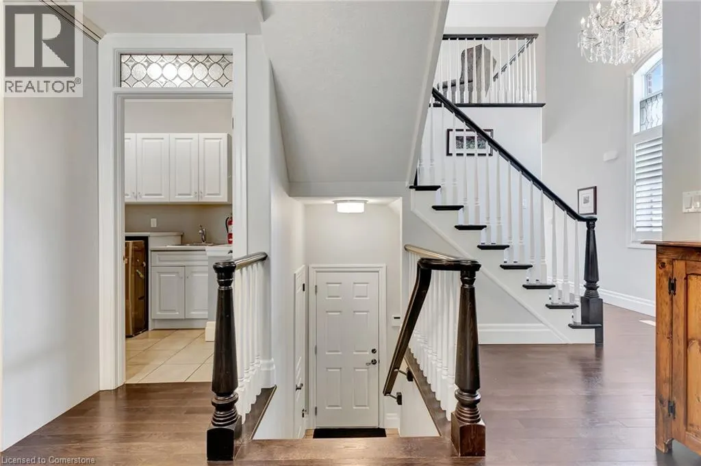 136 OAK PARK Drive