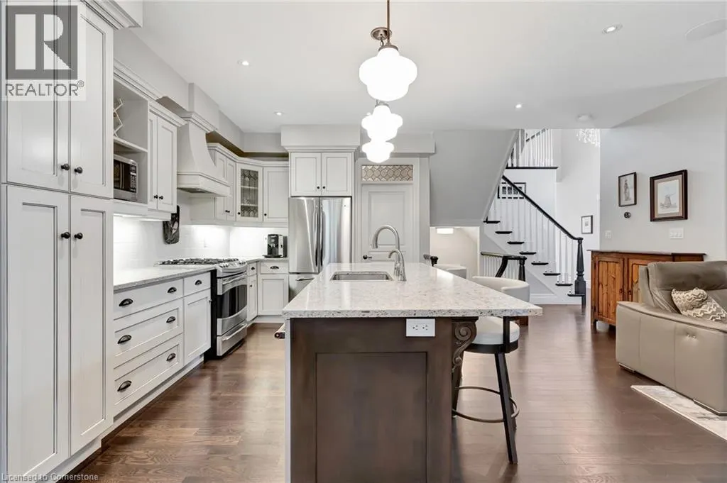 136 OAK PARK Drive