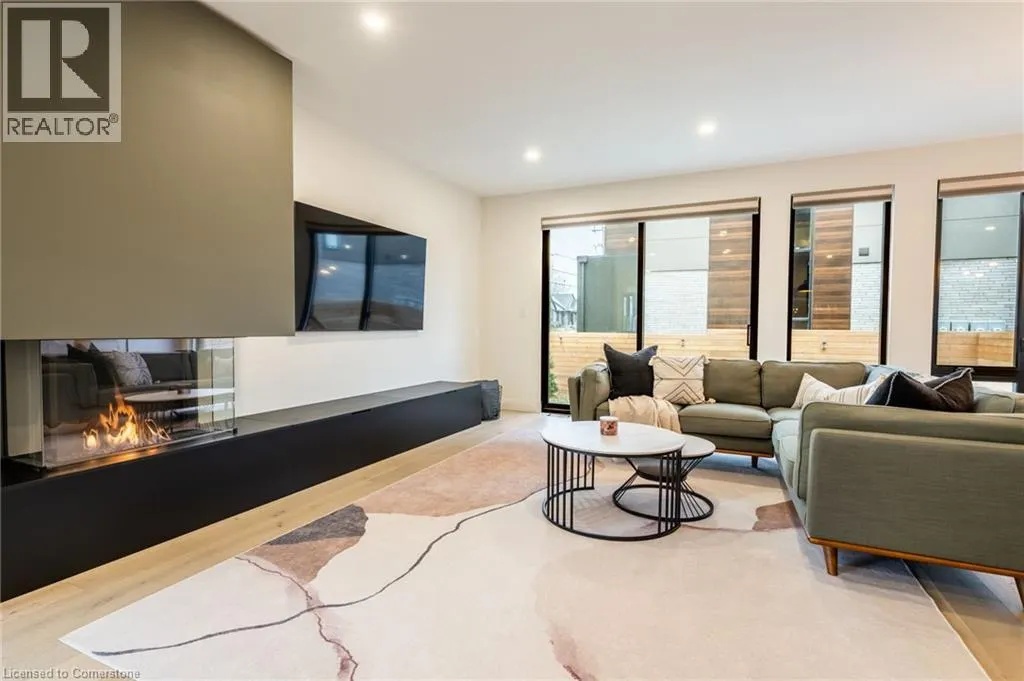 98 LAMETTI Drive