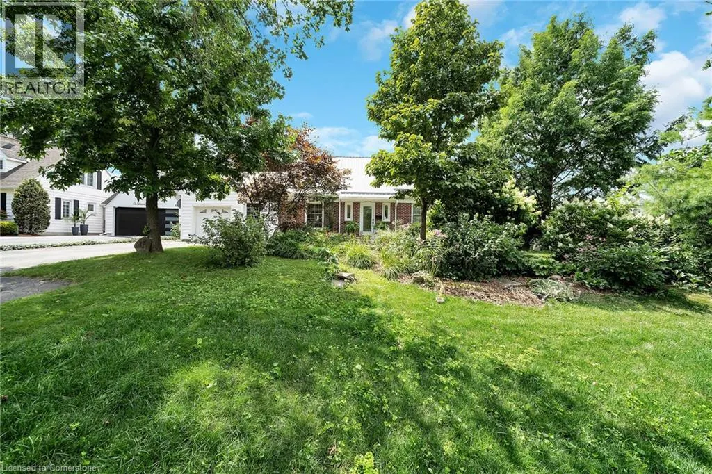 14 SIMCOE Boulevard