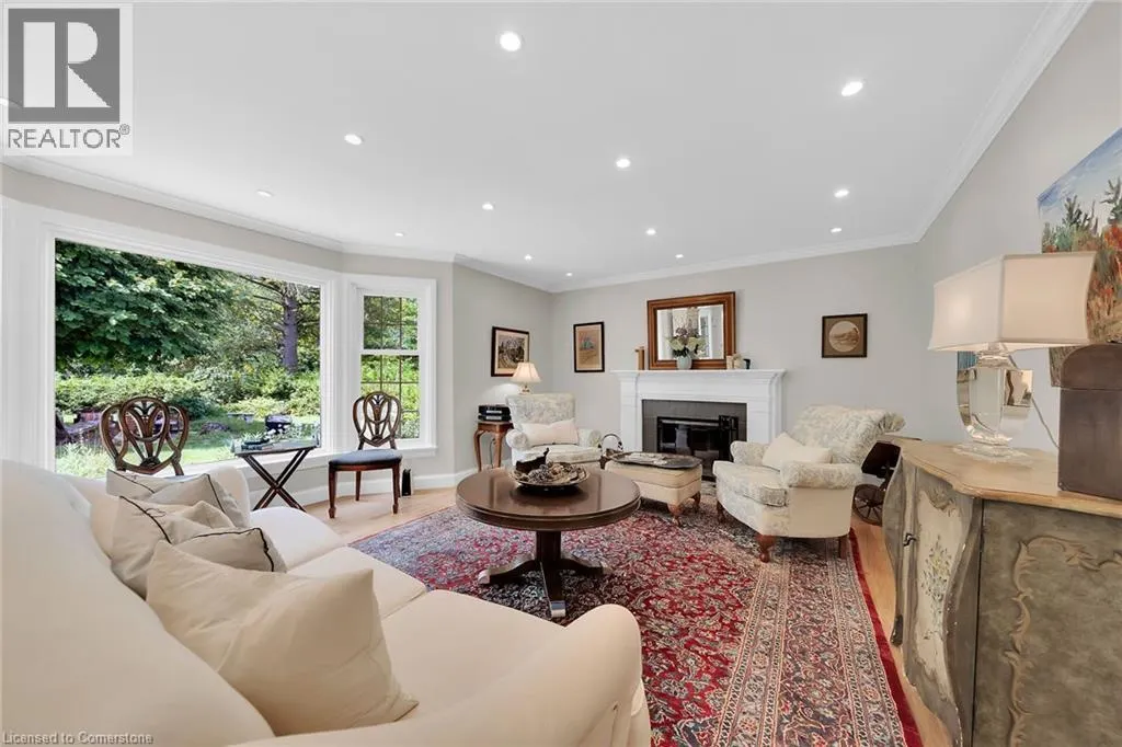 14 SIMCOE Boulevard