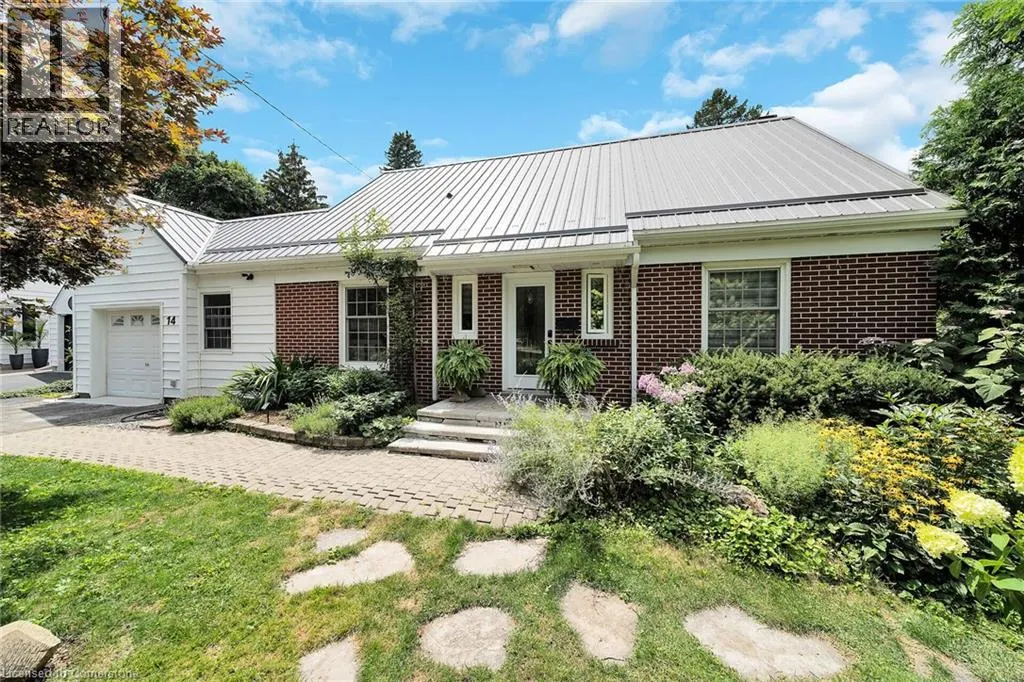 14 SIMCOE Boulevard