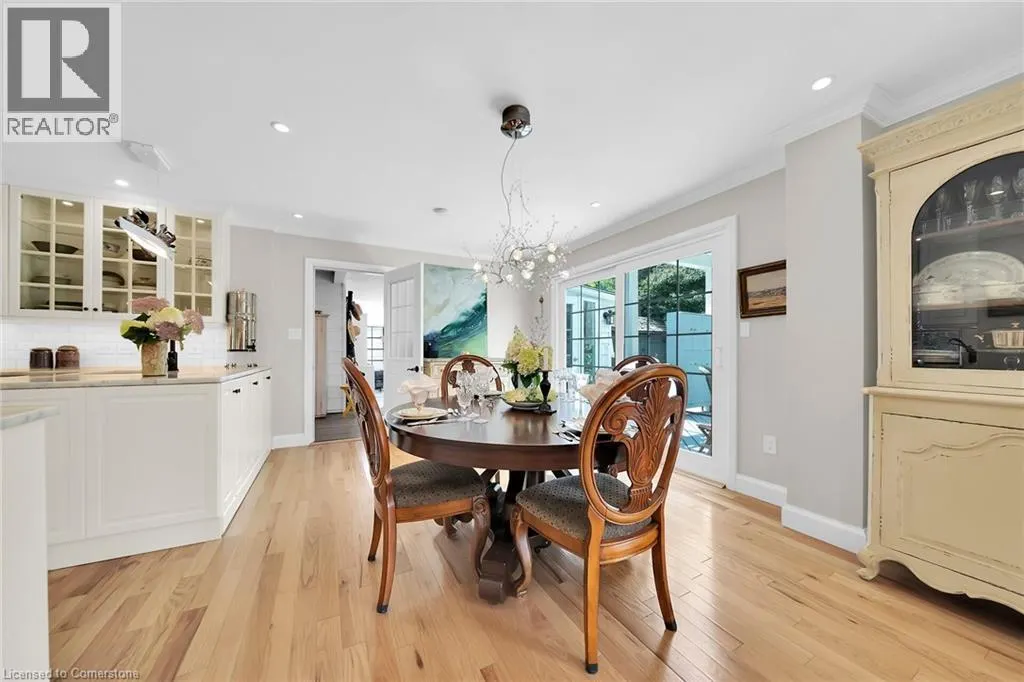 14 SIMCOE Boulevard