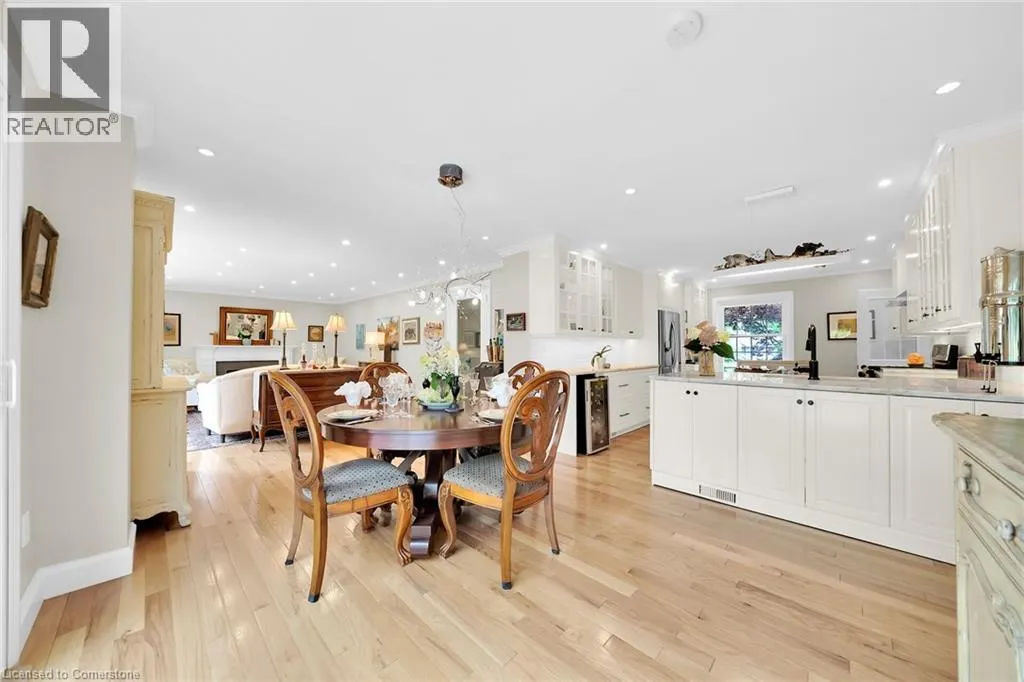 14 SIMCOE Boulevard