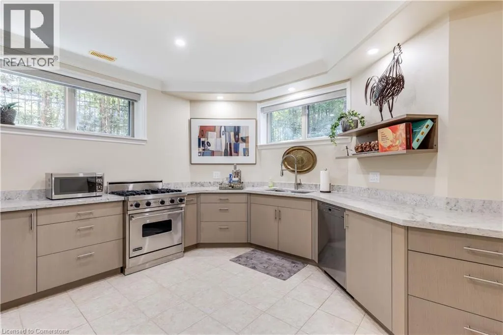 56 CAMEO Street