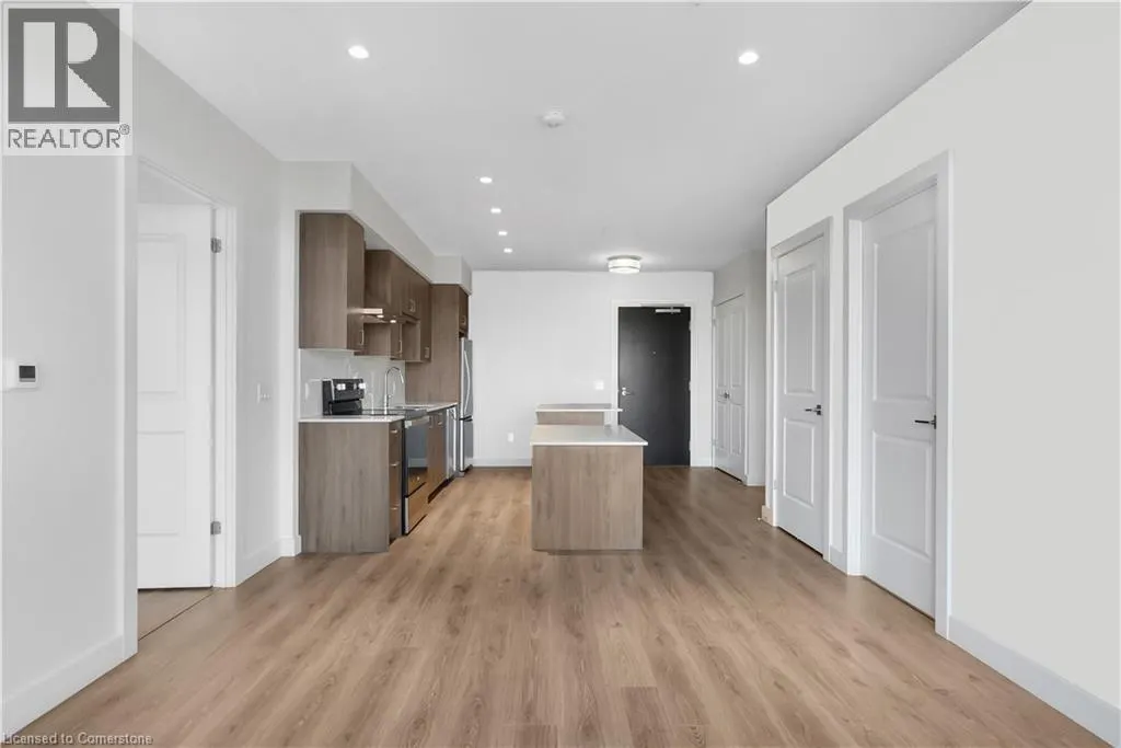 15 GLEBE ST Unit# 710, #710
