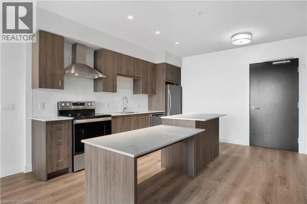 15 GLEBE ST Unit# 710, #710
