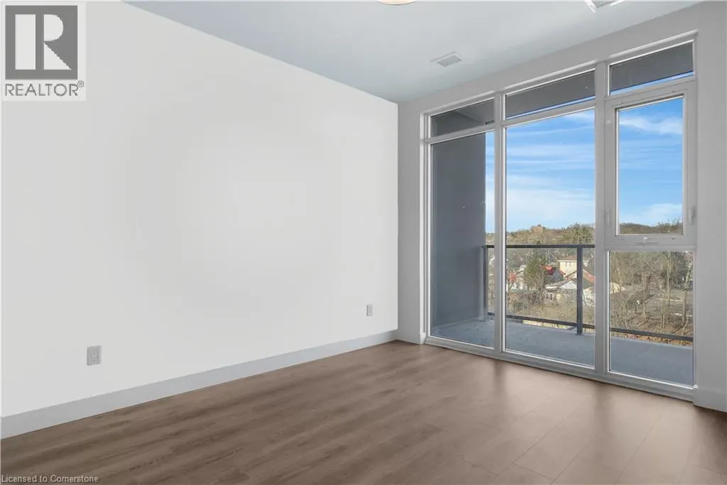 15 GLEBE ST Unit# 710, #710