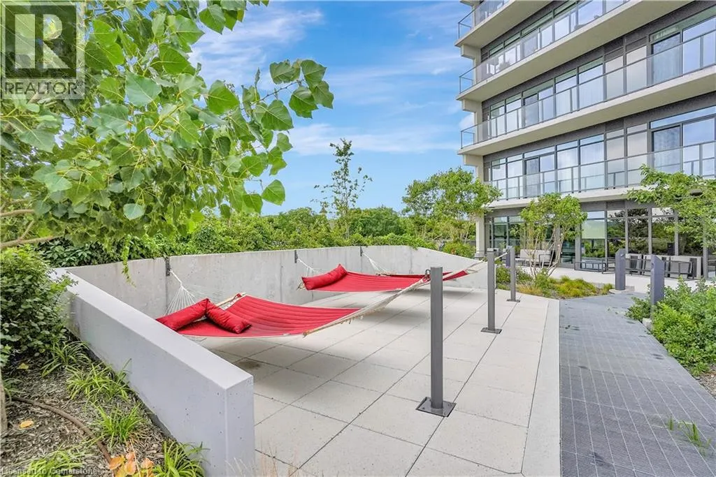 15 GLEBE ST Unit# 710, #710