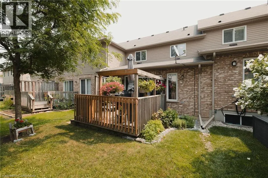 555 CHABLIS Drive Unit# 11, #11