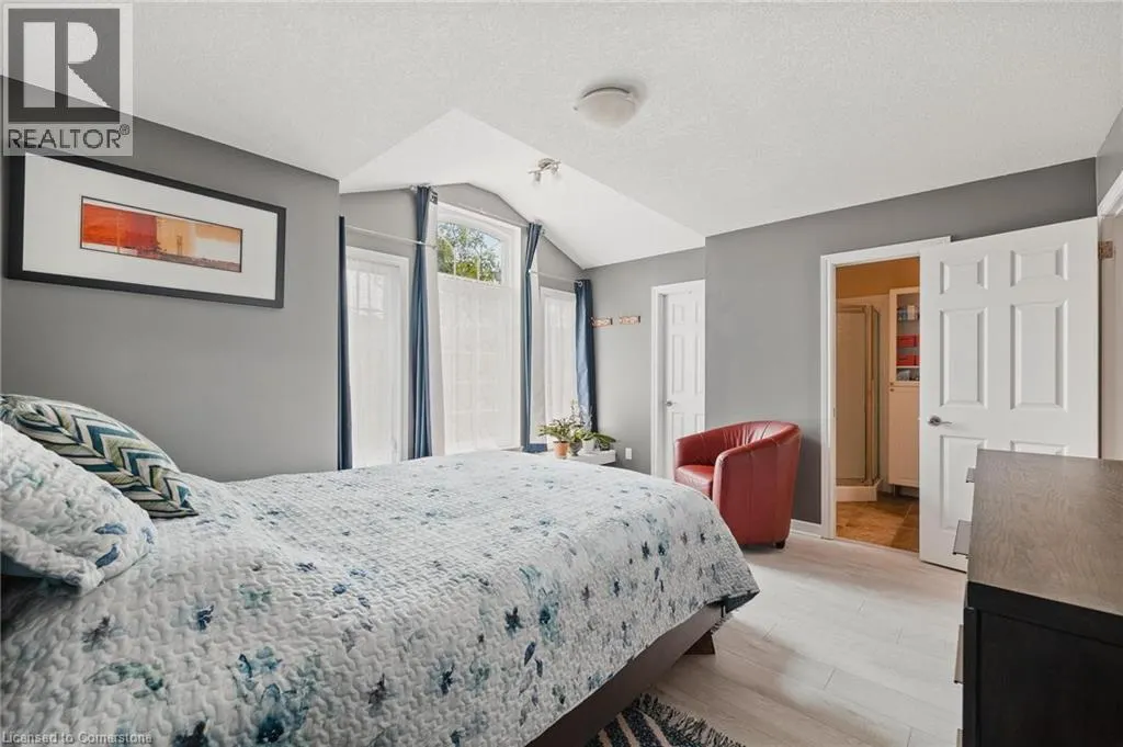 555 CHABLIS Drive Unit# 11, #11