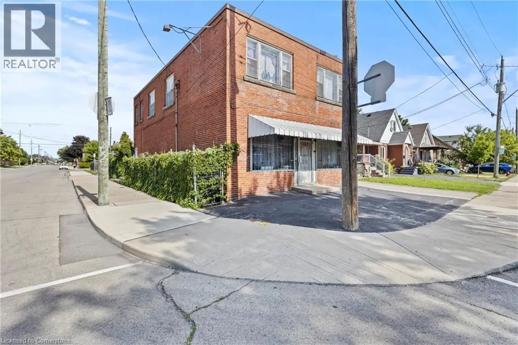 125 TOLTON Avenue