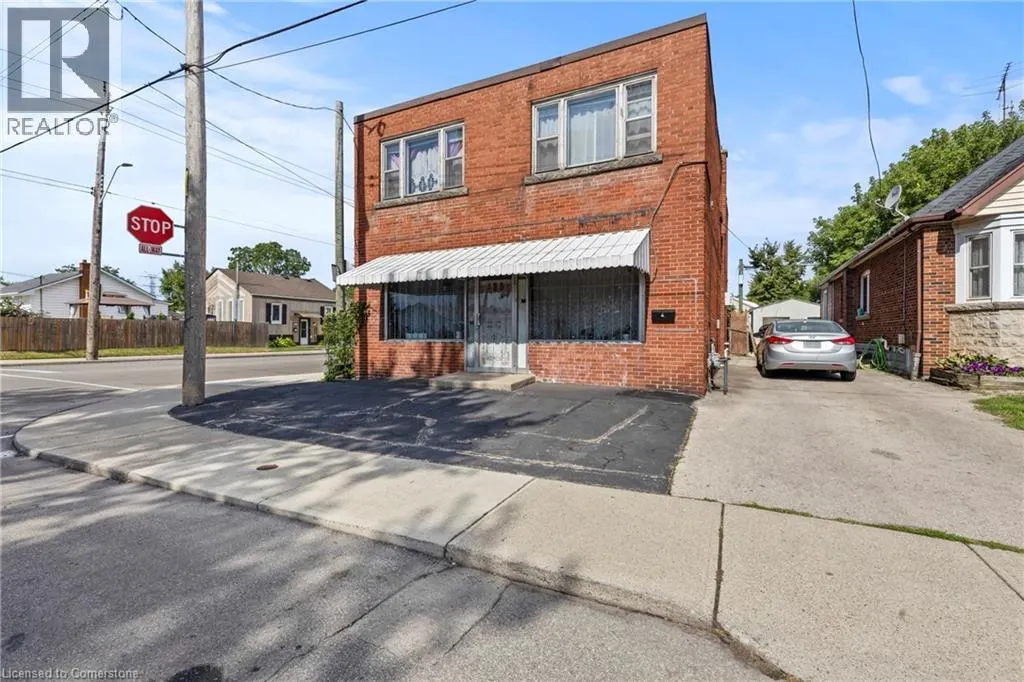 125 TOLTON Avenue