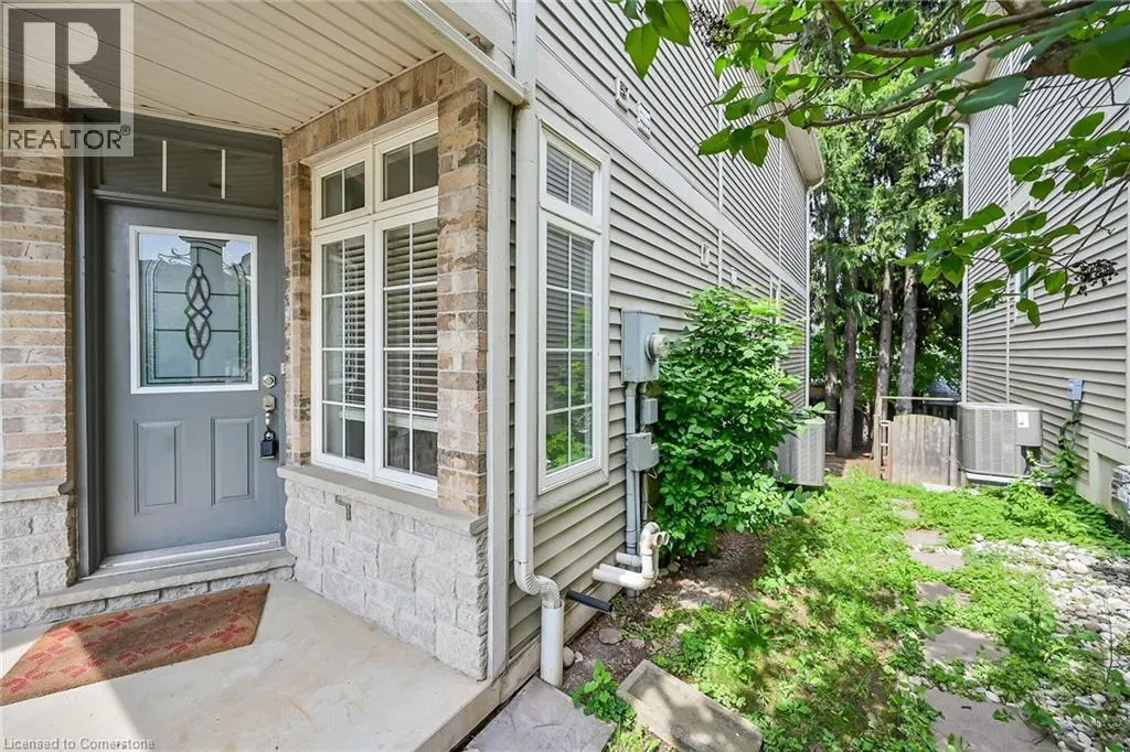 7 GOLDENVIEW Court