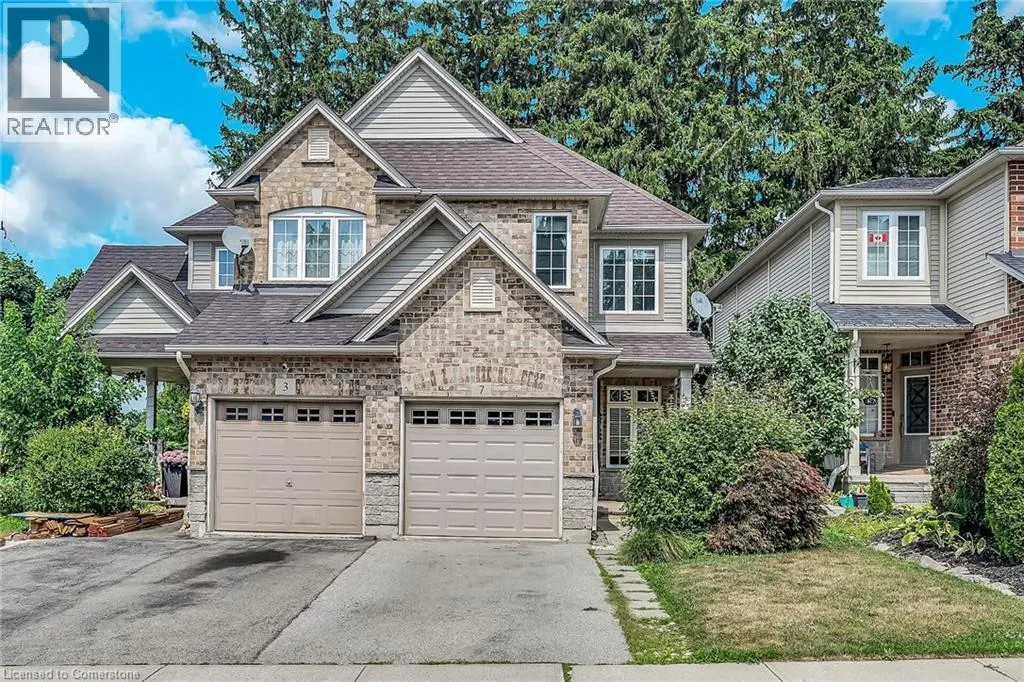 7 GOLDENVIEW Court