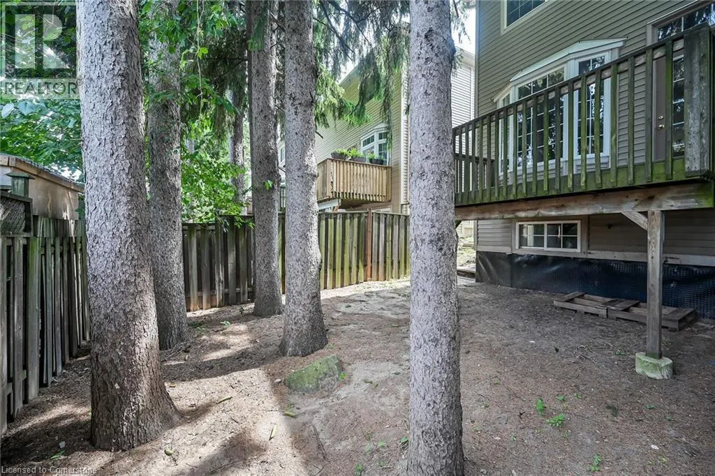 7 GOLDENVIEW Court