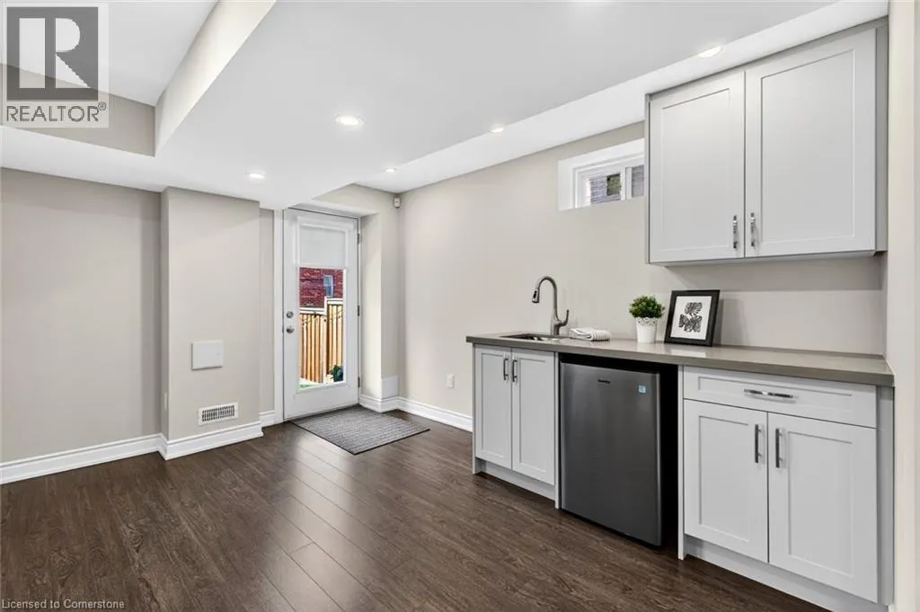 225 SKINNER Road
