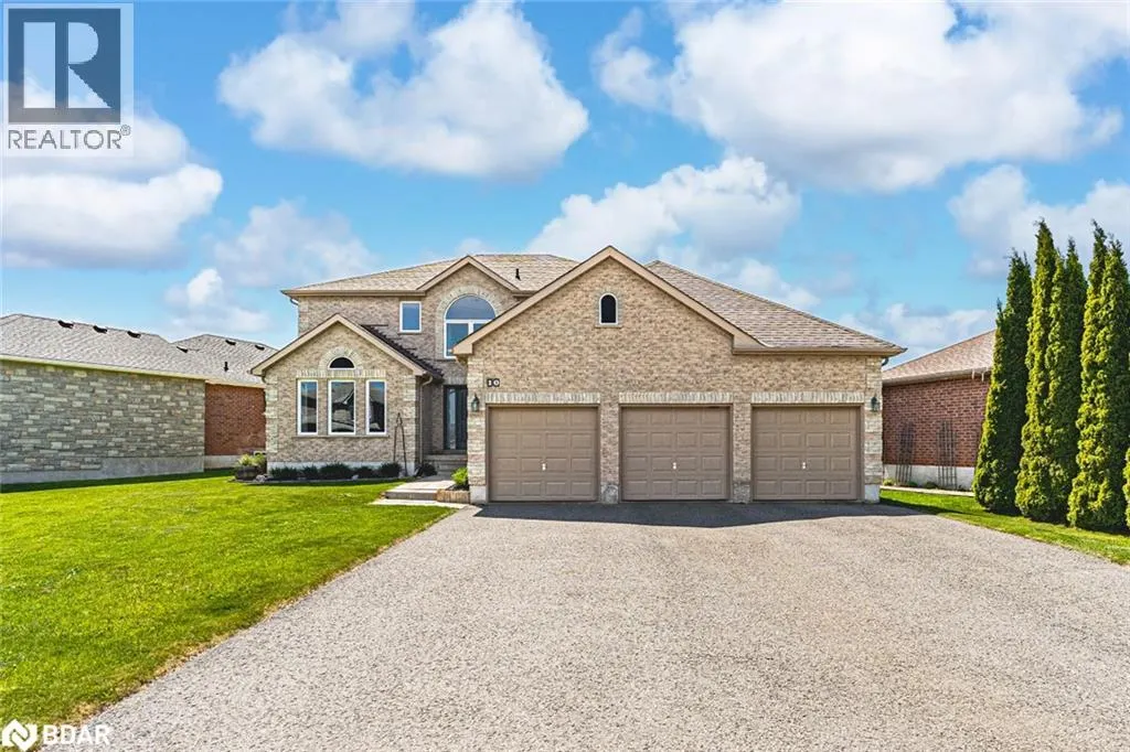 10 MCAVOY Drive