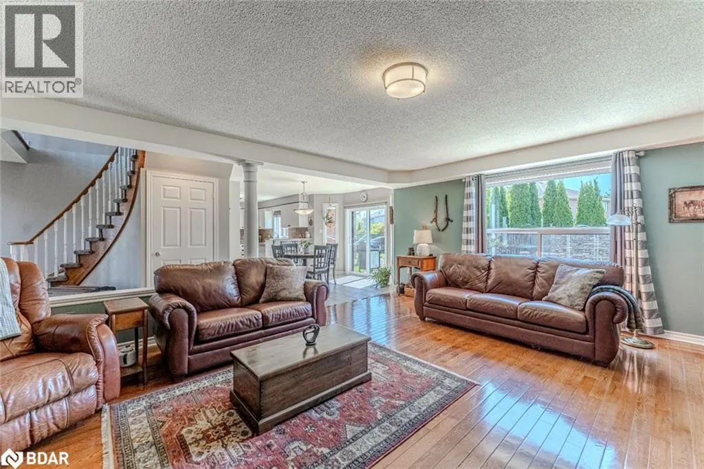 10 MCAVOY Drive