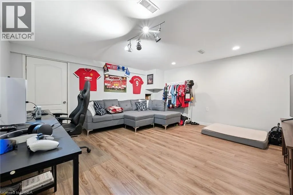 400 ODLUM Drive