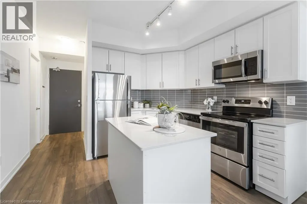 550 NORTH SERVICE Road Unit# 807, #807