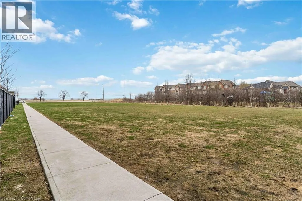 550 NORTH SERVICE Road Unit# 807, #807