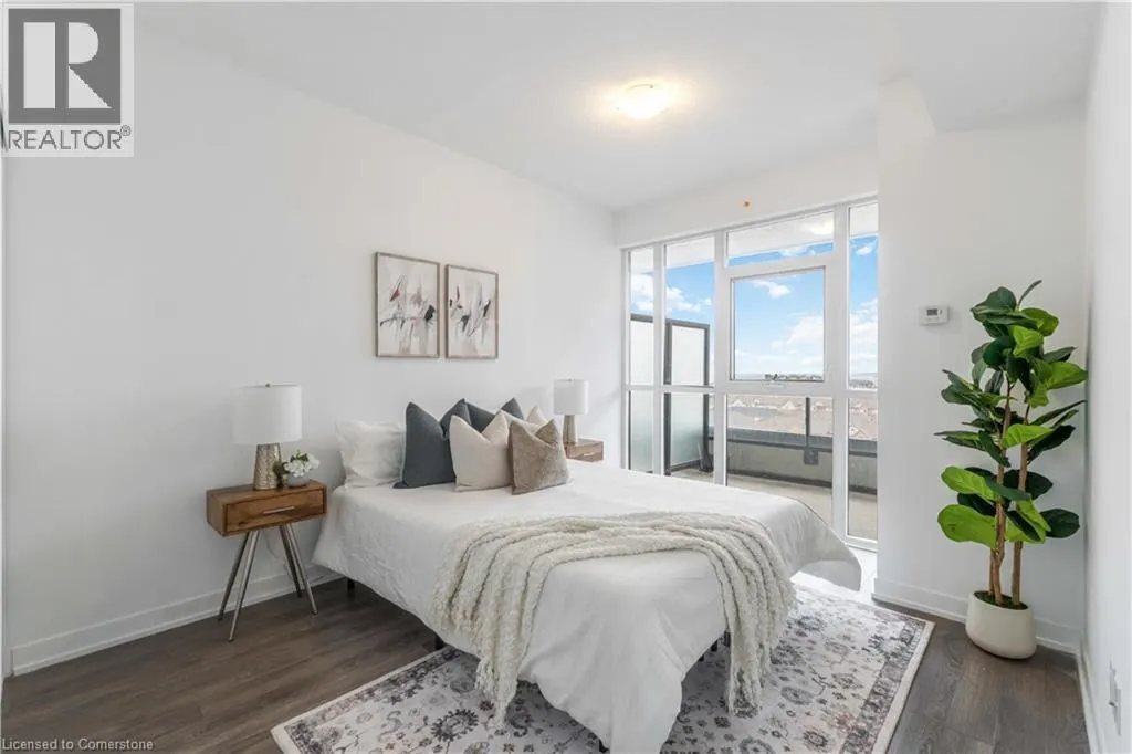 550 NORTH SERVICE Road Unit# 807, #807