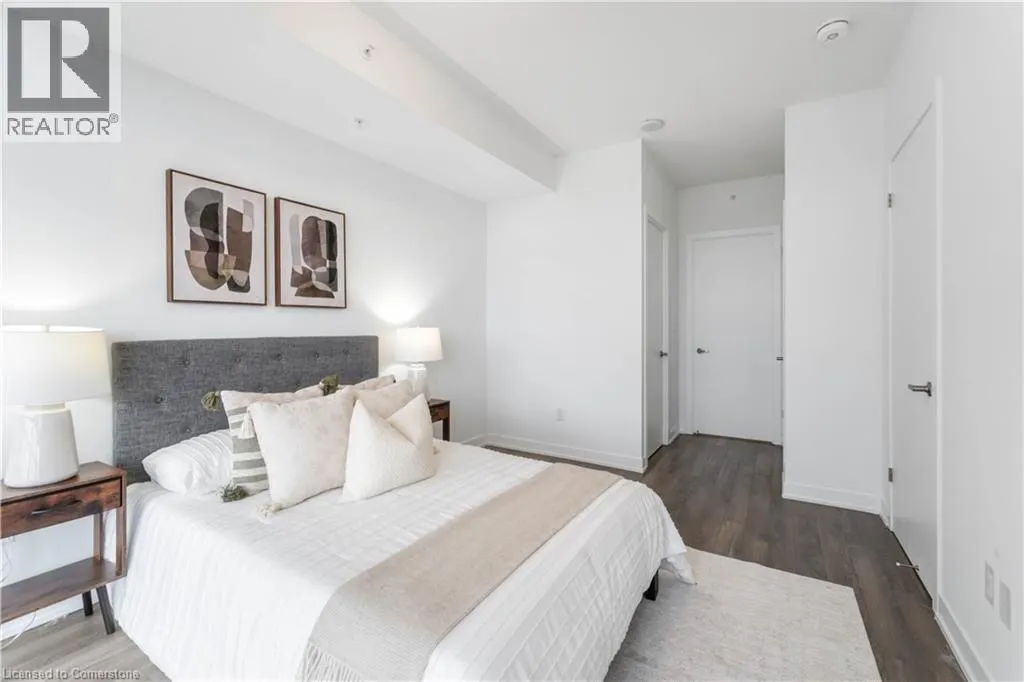 550 NORTH SERVICE Road Unit# 807, #807