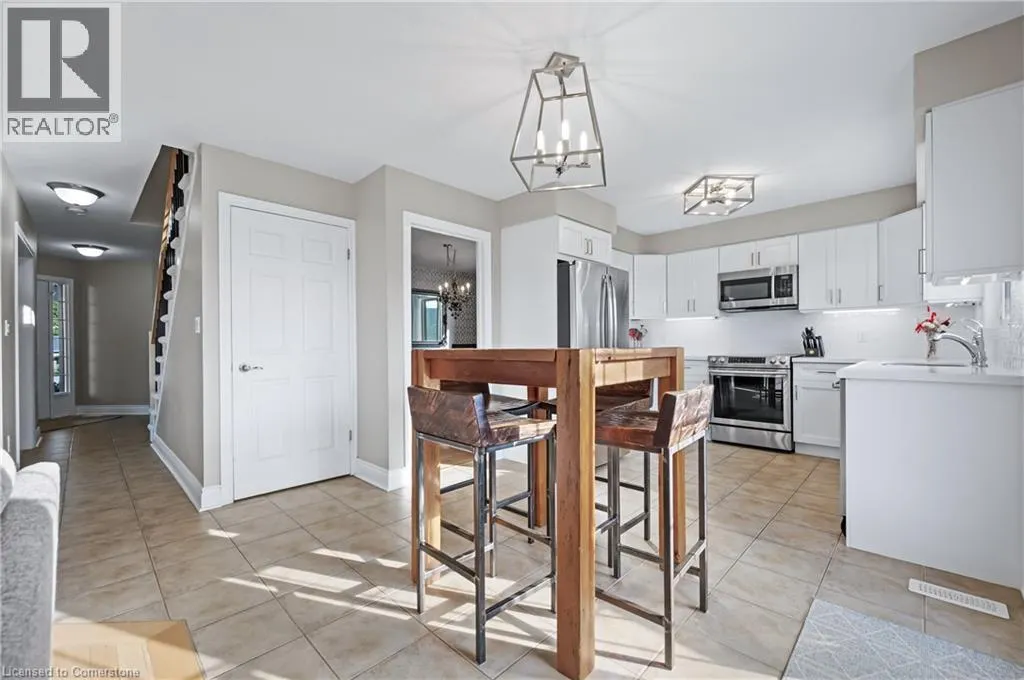 173 HAWKINS Drive