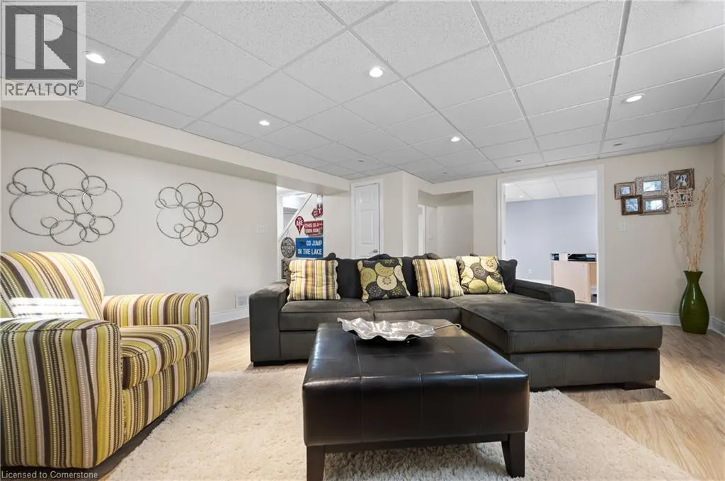 173 HAWKINS Drive