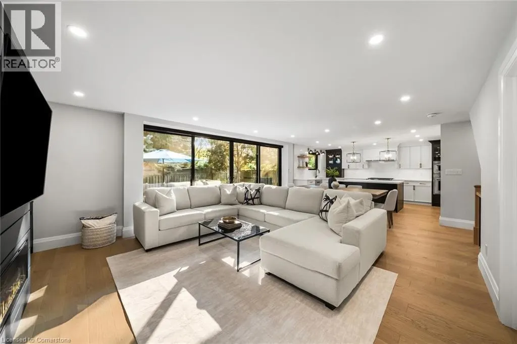 360 CLAREMONT Crescent