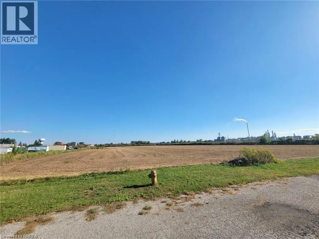 450 RIVERVIEW Drive
