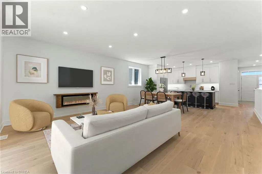 150 VANROOY Trail