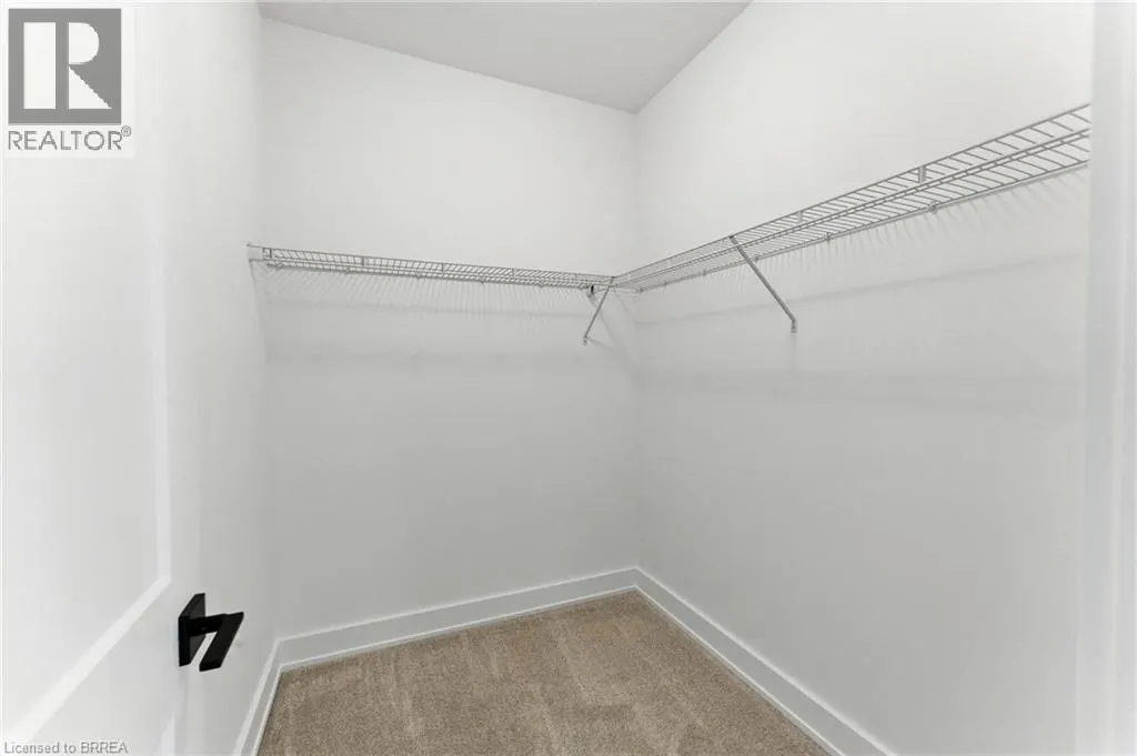 150 VANROOY Trail