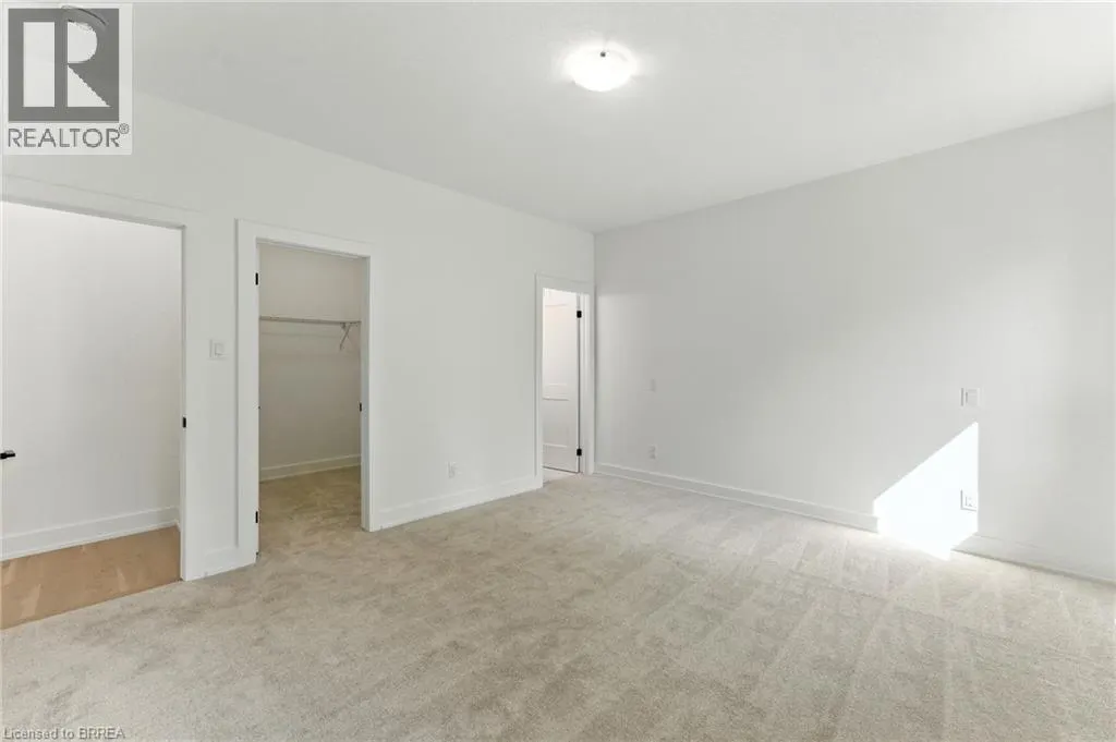 150 VANROOY Trail