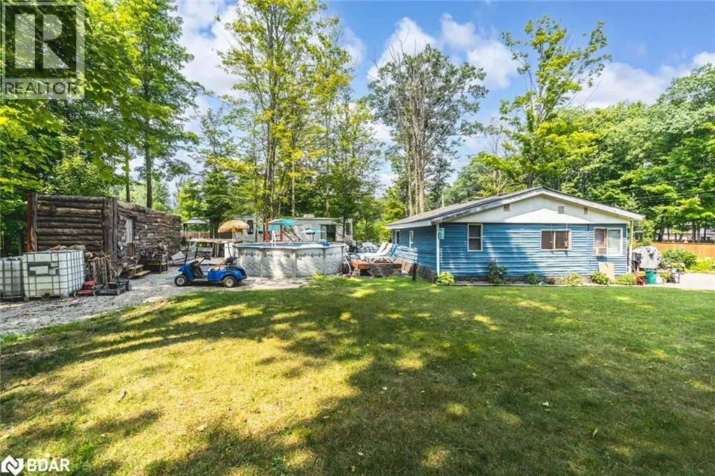 28 WOZNIAK Road