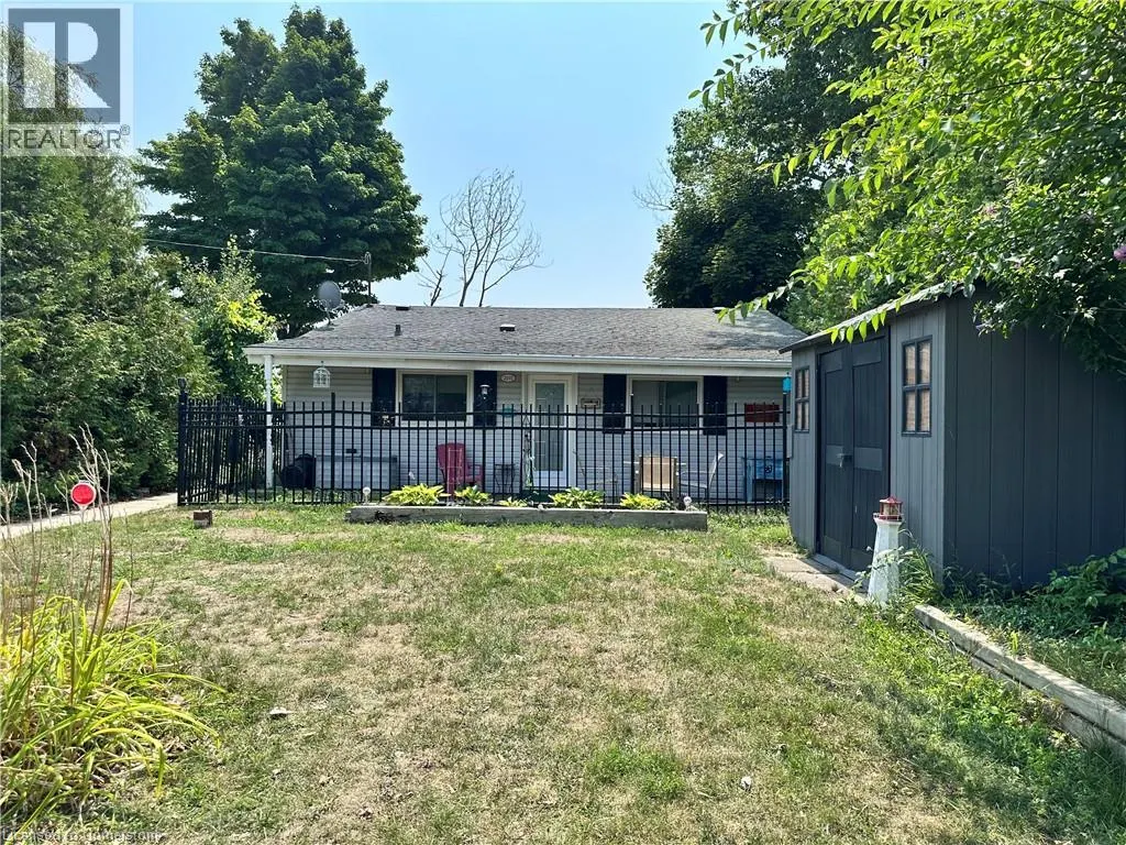 2110 LAKESHORE Road