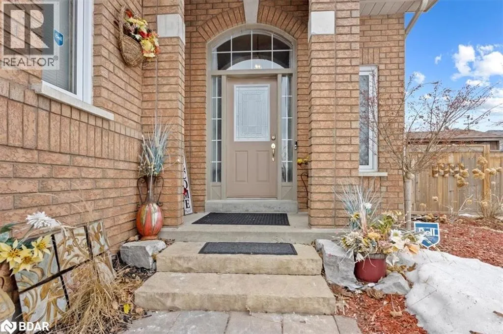 16 GOODWIN Avenue