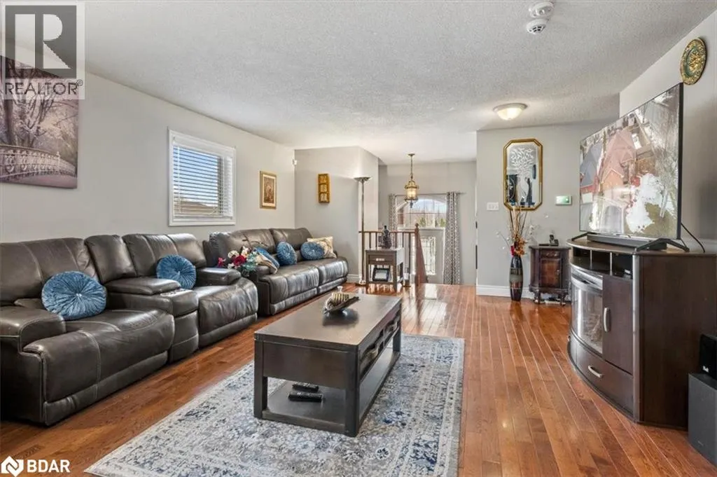 16 GOODWIN Avenue