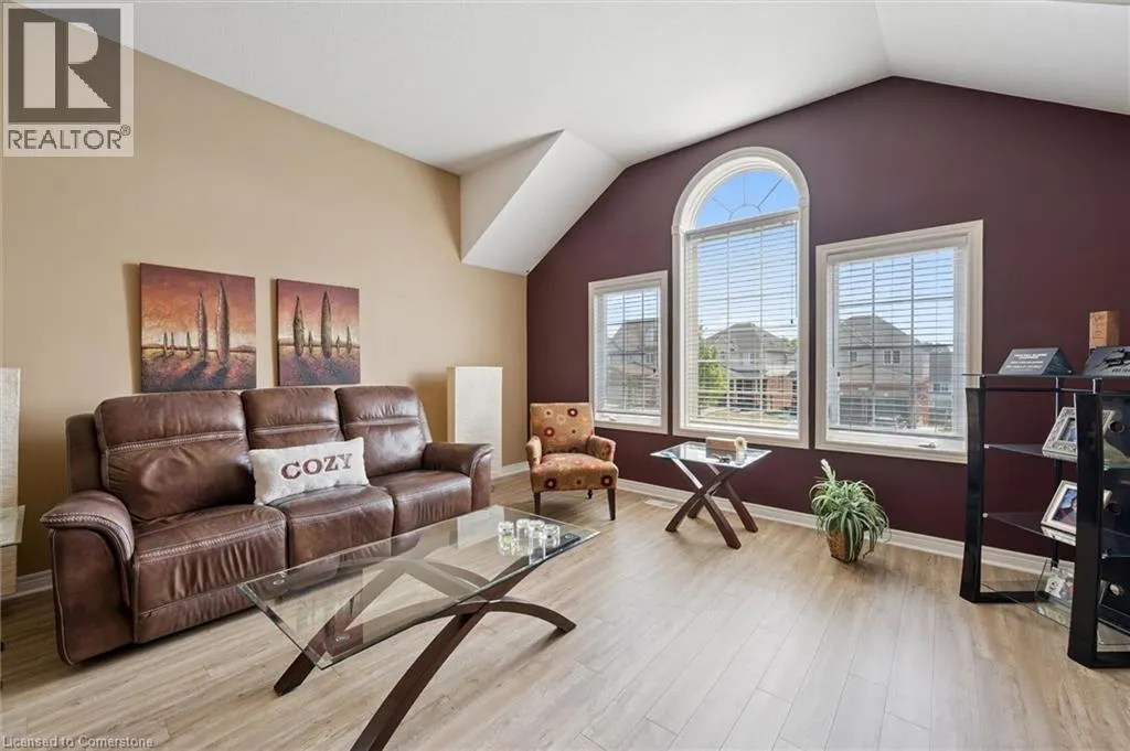 252 COLTON Circle
