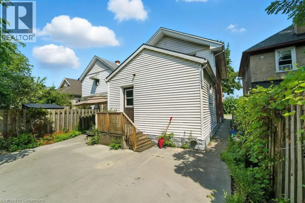 20 HETHERINGTON Street Unit# 2, #2