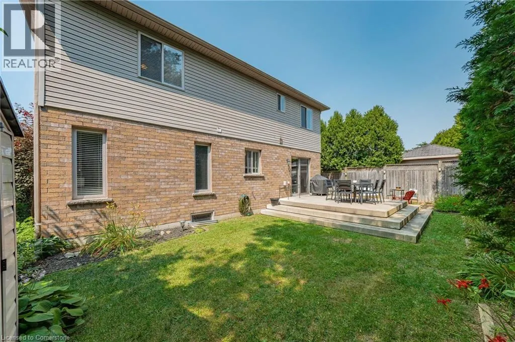 4 IRONGATE Drive