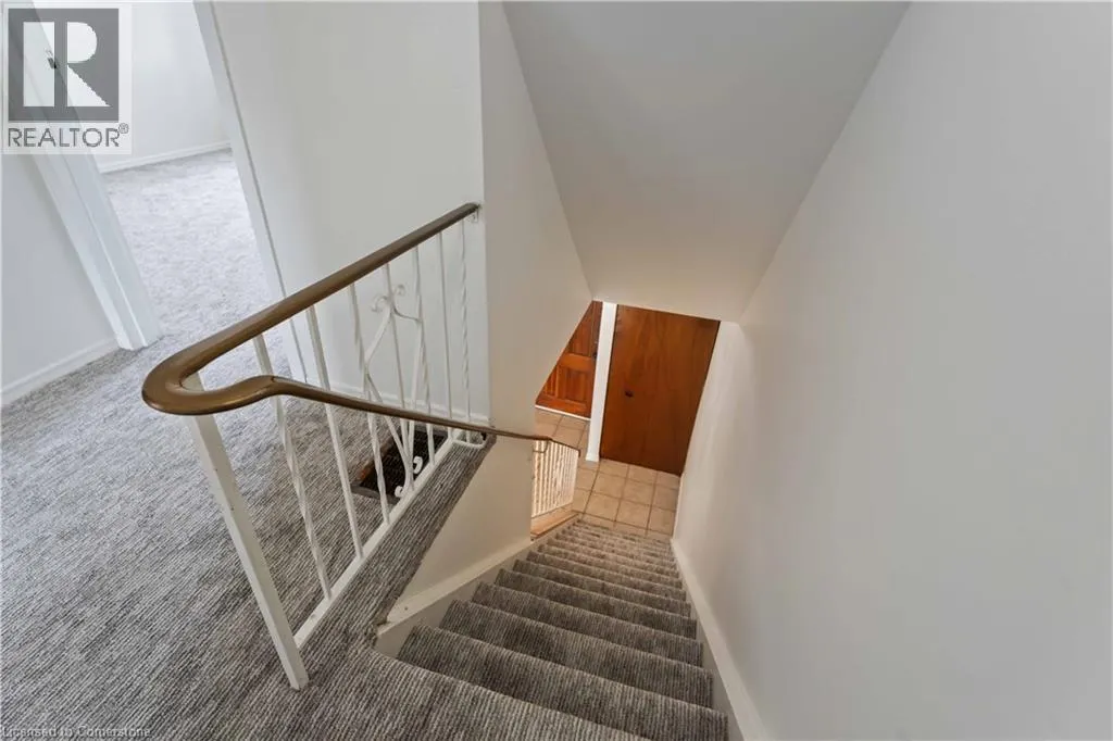 33 ROCHELLE Avenue Unit# 60, #60