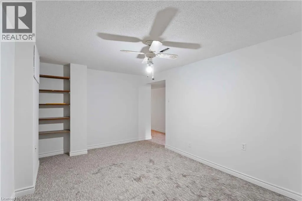 33 ROCHELLE Avenue Unit# 60, #60