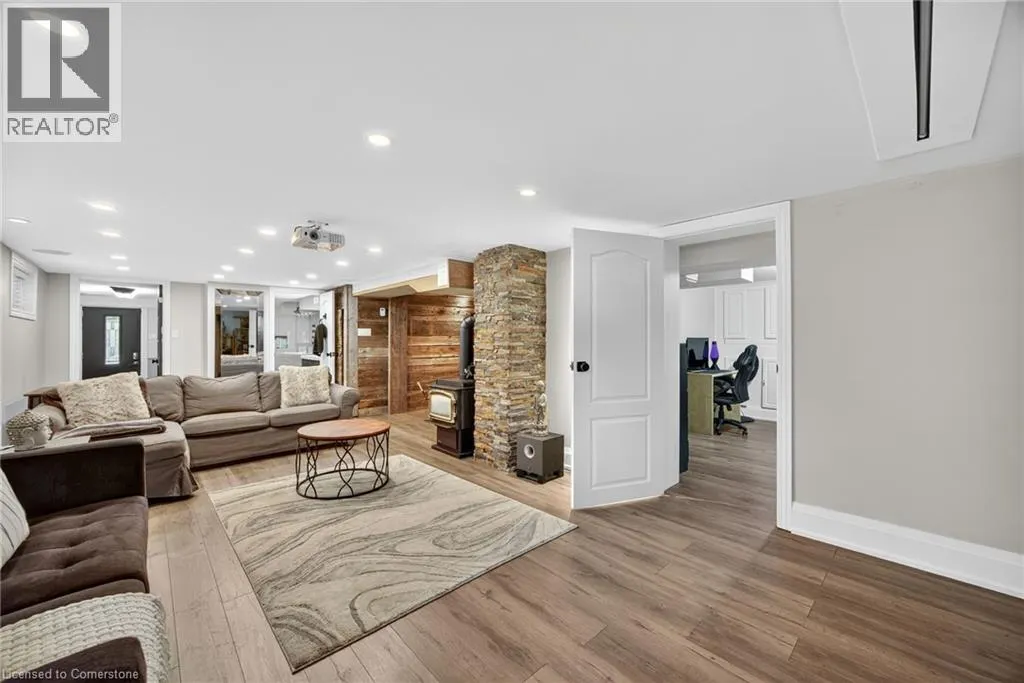 108 OWEN Street