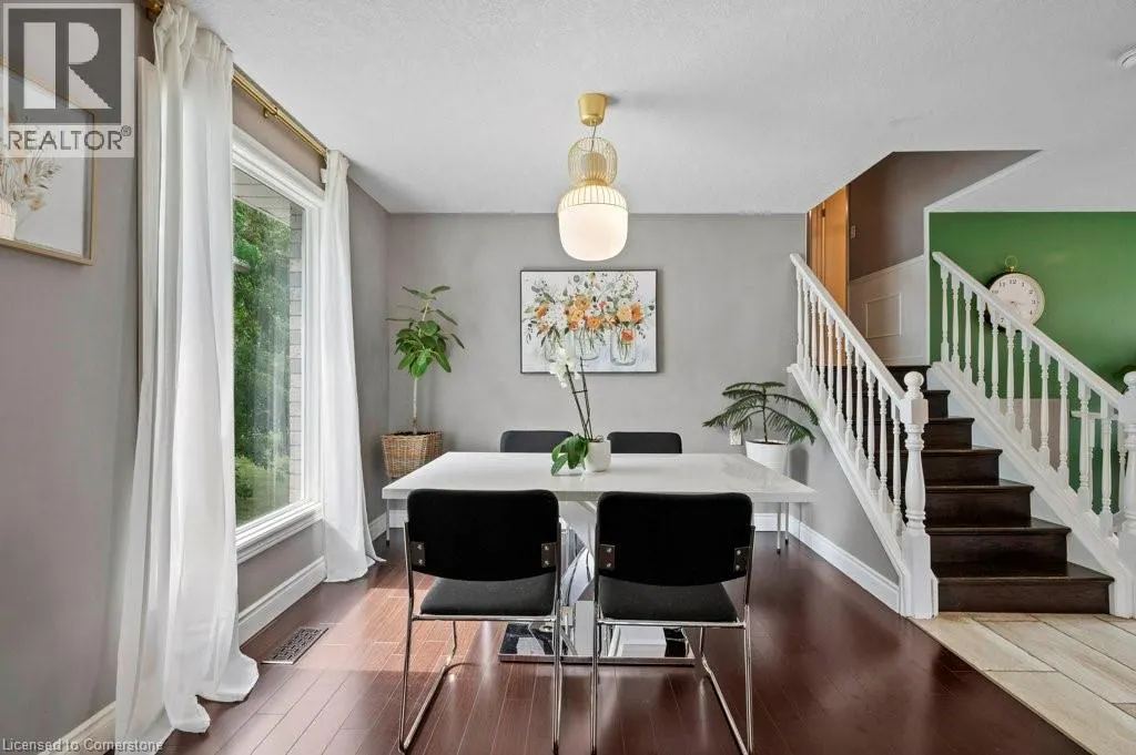 66 HIGH ACRES Crescent